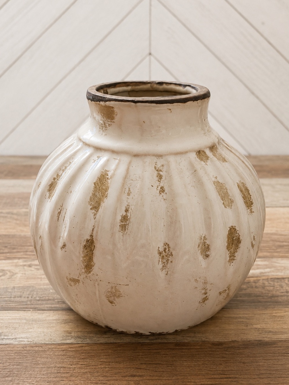 Farmhouse Rustic White Distressed Ribbed Ceramic Vase 5” Decor